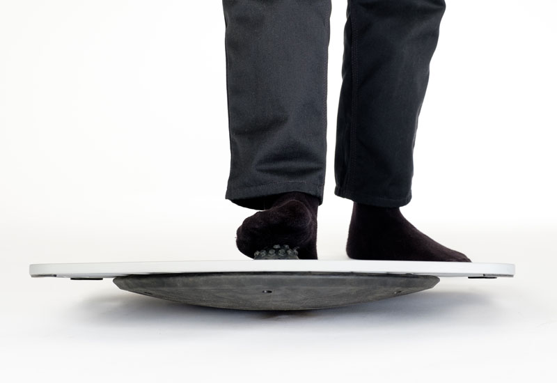 srcset=https://www.aktivmiljo.se/wp-content/uploads/2025/05/Stoo_active_board_massage_ball.jpg