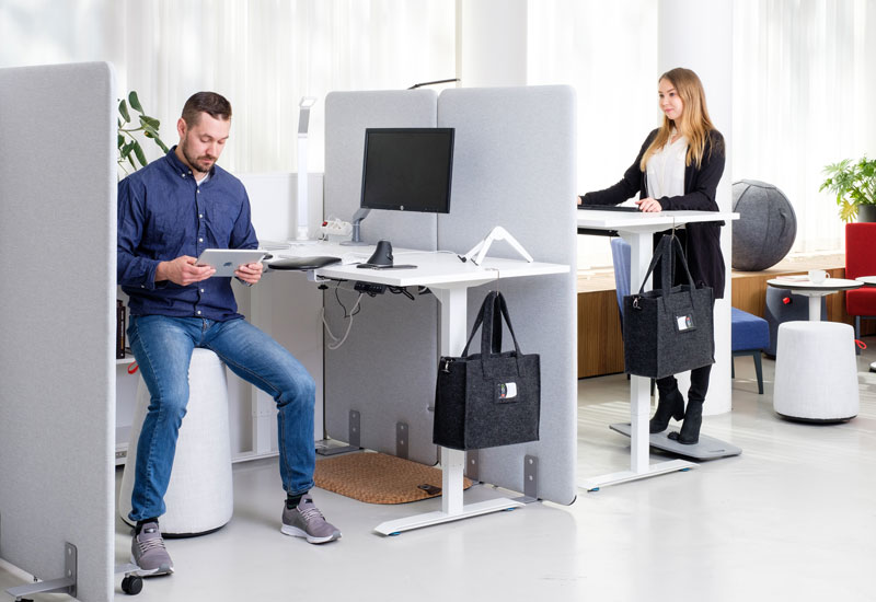 srcset=https://www.aktivmiljo.se/wp-content/uploads/2025/05/Stoo_active_board_office.jpg